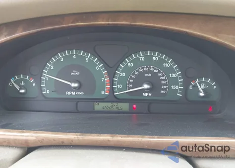 2004 Jaguar S-Type 4.2 z USA, uszkodzony, nr VIN SAJEA01U44HM96417